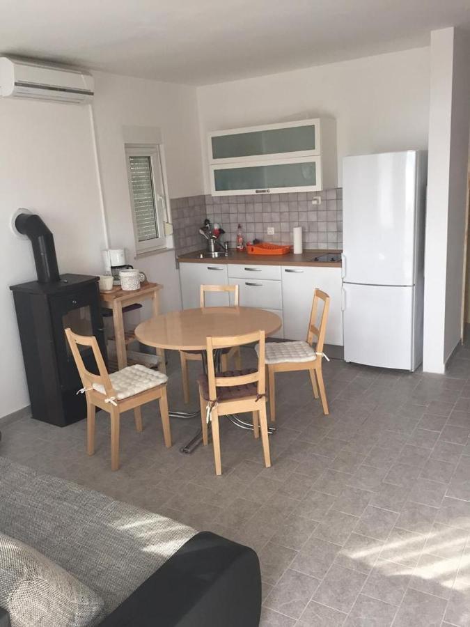 Tomo Apartment Starigrad Paklenica Dış mekan fotoğraf